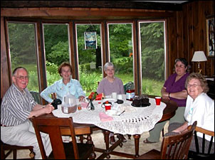 Breakfast at the Birdsong B&B